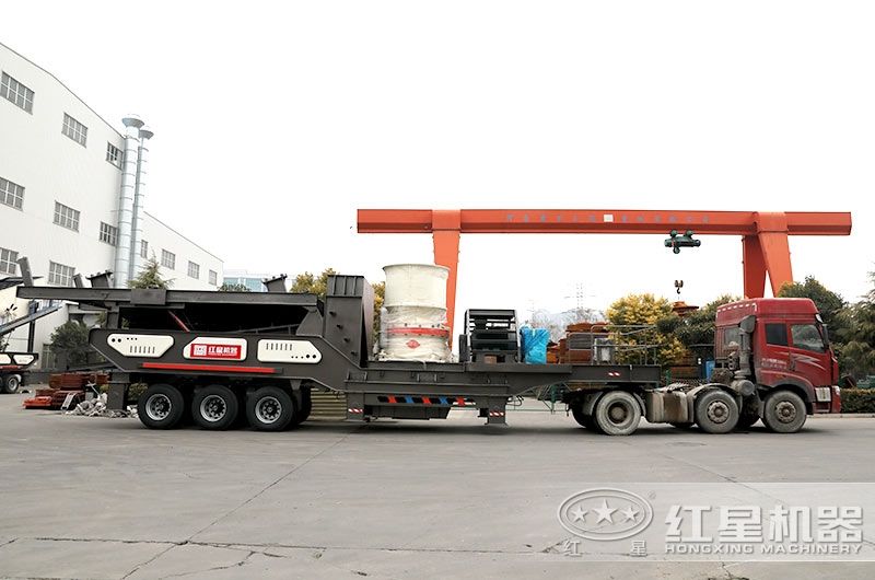 圓錐式移動磕石機，硬石中細碎不用愁