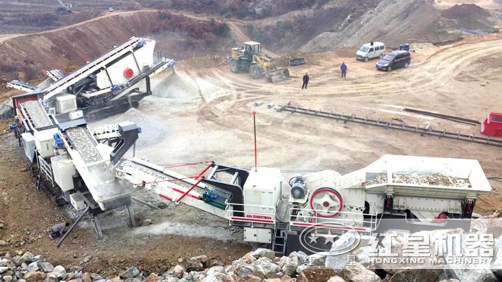 山石移動(dòng)破碎生產(chǎn)線(xiàn)，時(shí)產(chǎn)36-230噸
