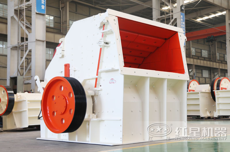 反擊式破碎機，二級破碎出料均勻