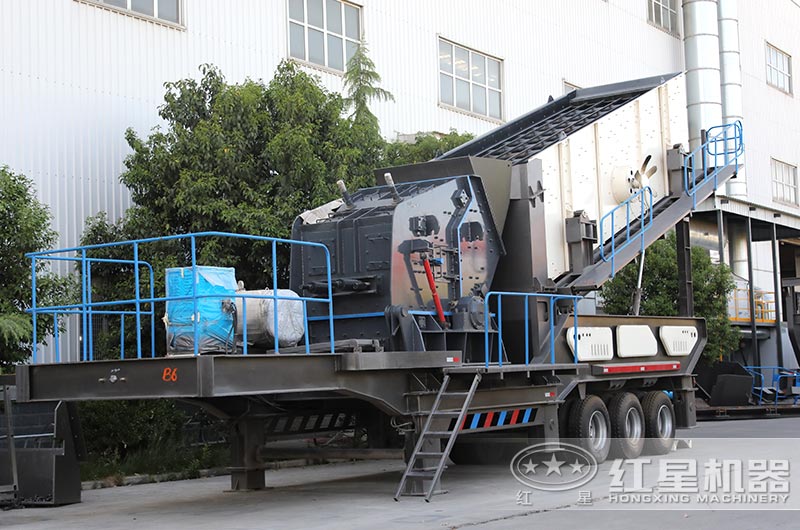 移動(dòng)石子破碎機(jī)一體機(jī)_反擊式圖片 移動(dòng)石子破碎機(jī)一體機(jī)_反擊式圖片