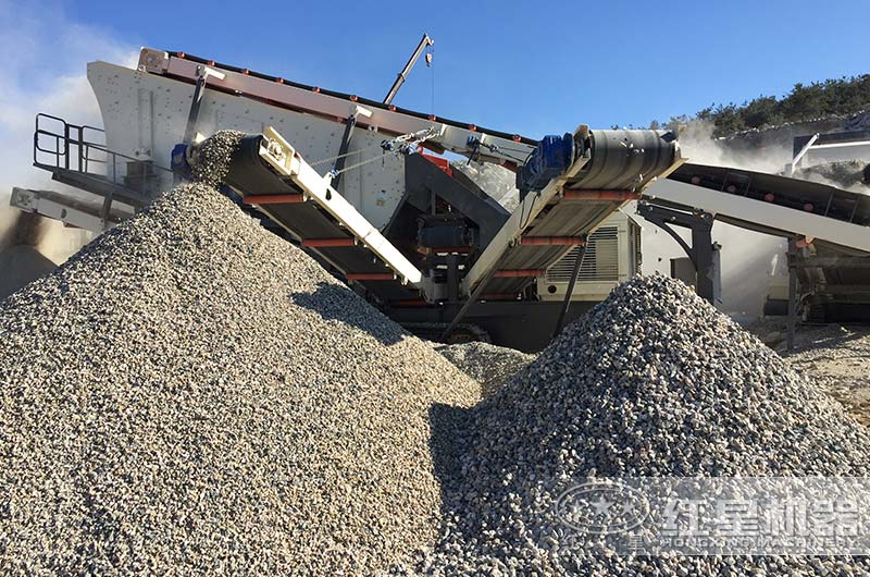 移動(dòng)石子破碎機(jī)一體機(jī)_振動(dòng)篩圖片 移動(dòng)石子破碎機(jī)一體機(jī)_振動(dòng)篩圖片