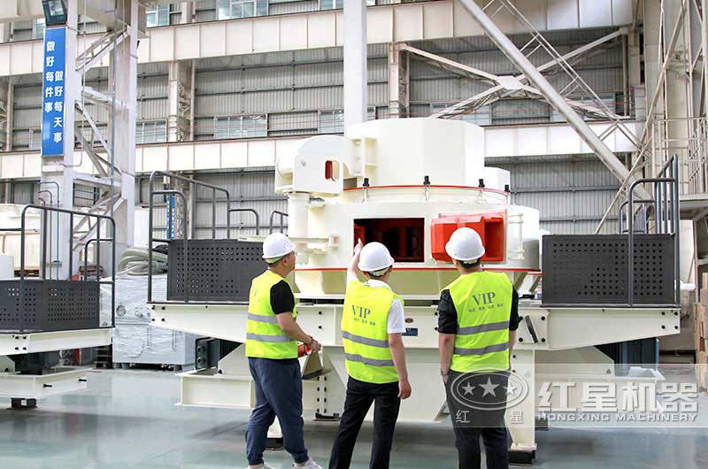 客戶到設(shè)備生產(chǎn)車(chē)間考察