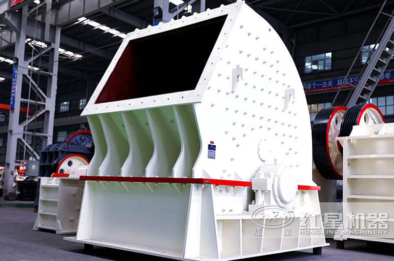 破碎煤的設備(錘式破碎機) 破碎煤的設備(錘式破碎機)