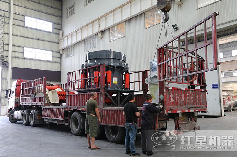 時產(chǎn)600噸碎石生產(chǎn)線設(shè)備發(fā)貨 時產(chǎn)600噸碎石生產(chǎn)線設(shè)備發(fā)貨