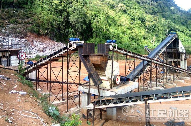 固定式混凝土粉碎機現(xiàn)場 固定式混凝土粉碎機現(xiàn)場