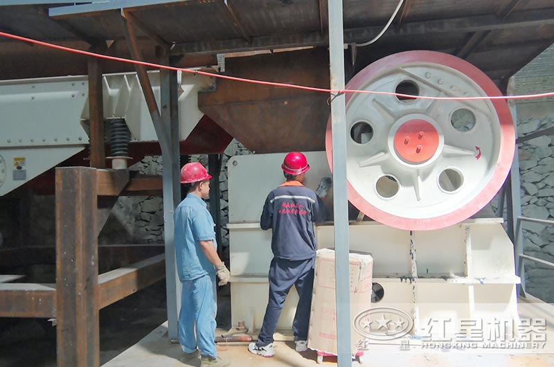 河北時產300噸鄂破生產線現場 河北時產300噸鄂破生產線現場