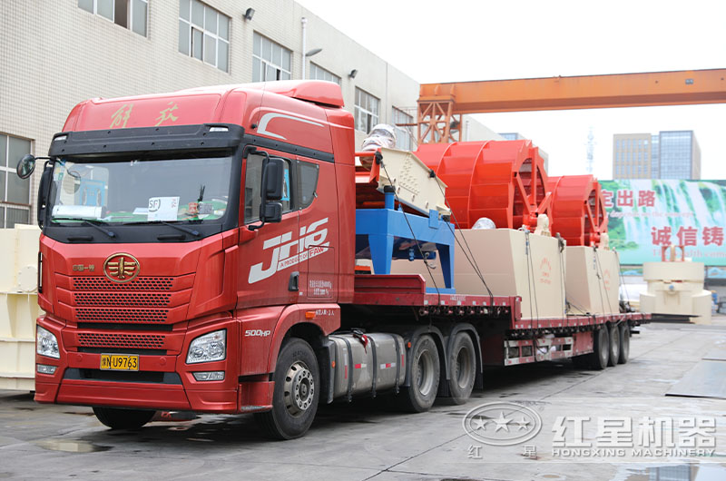 紅星機器大型洗砂機設備發貨現場 紅星機器大型洗砂機設備發貨現場