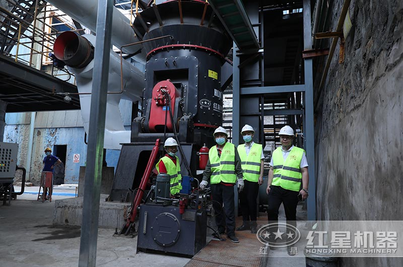 磨粉機生產現場