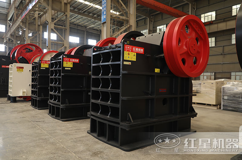 粗碎顎式破碎機 粗碎顎式破碎機