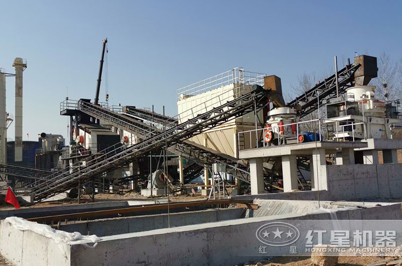 240圓錐破+沖擊式破碎機(jī)聯(lián)機(jī)作業(yè)現(xiàn)場(chǎng) 240圓錐破+沖擊式破碎機(jī)聯(lián)機(jī)作業(yè)現(xiàn)場(chǎng)